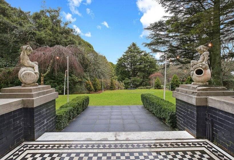 Pensão The Robertson Hotel