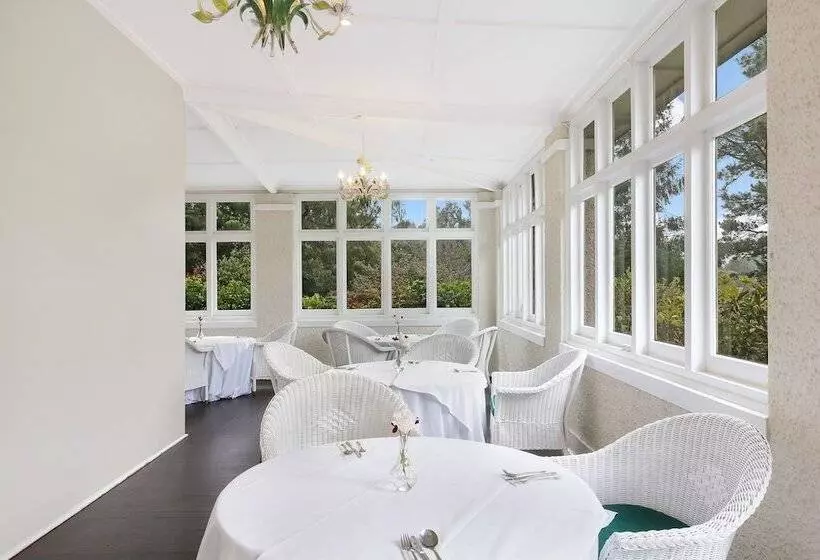 Majatalo The Robertson Hotel