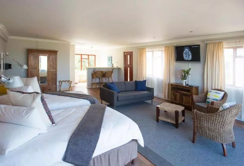 ペンション The Tuscany Guesthouse