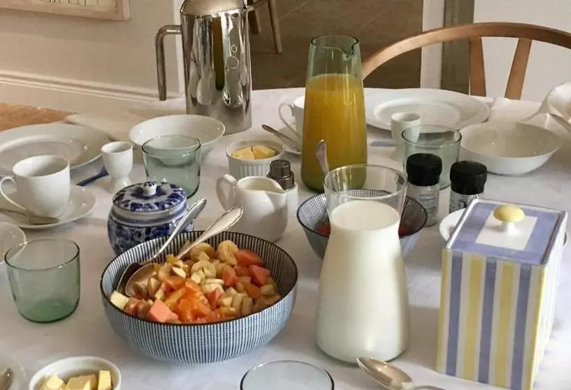 ペンション The Tuscany Guesthouse