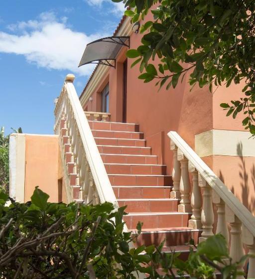 פנסיון The Tuscany Guesthouse