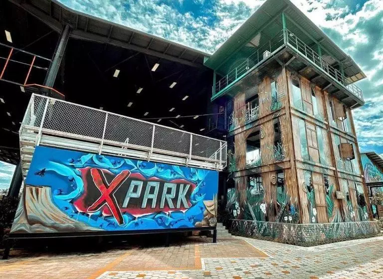 ホテル X Park Iskandar Puteri
