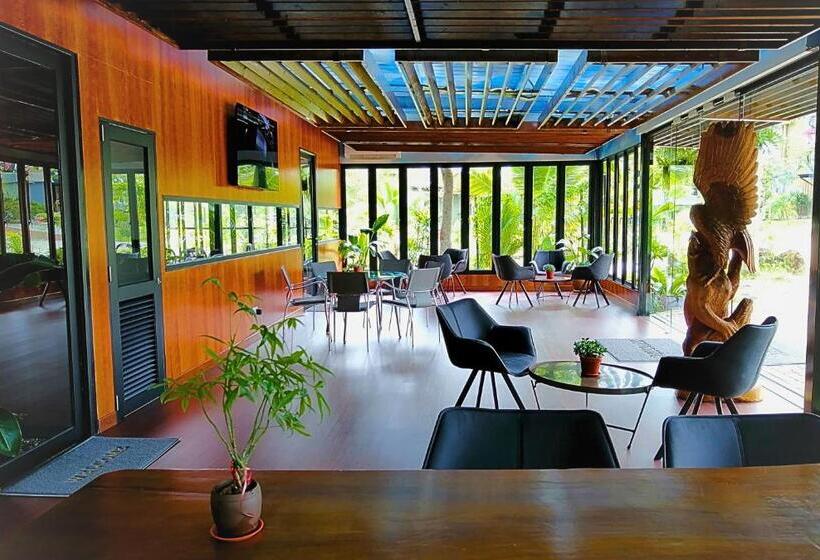 בית מלון כפרי X Park Iskandar Puteri