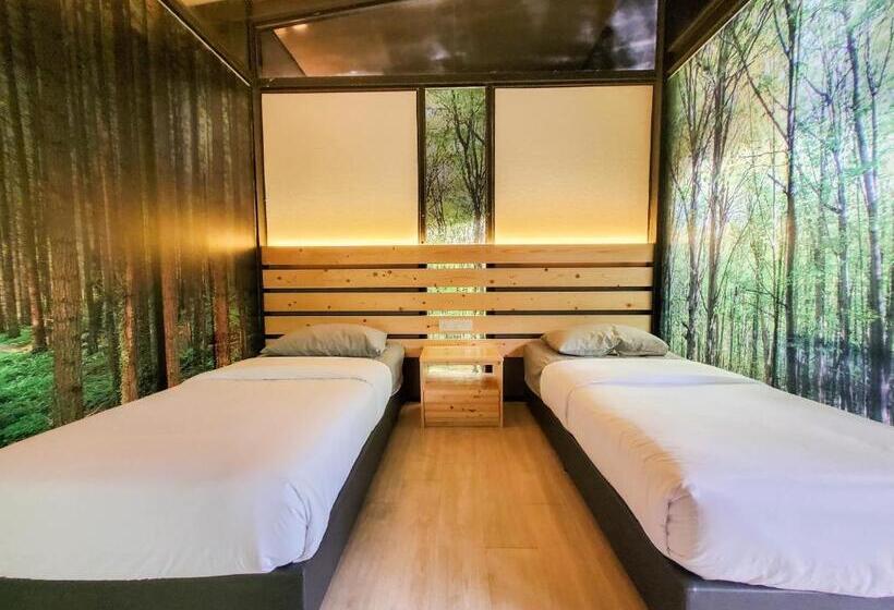 בית מלון כפרי X Park Iskandar Puteri