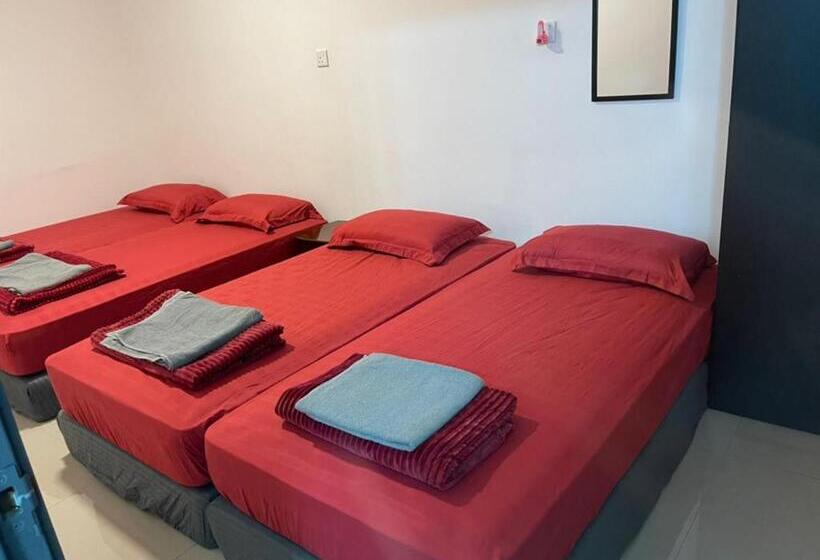 بنسيون D Tetamu Bandar Sg Long