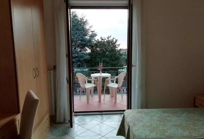 پانسیون Villa Giannina