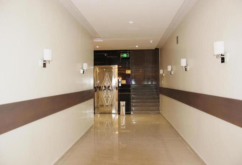 اجنحة هدوء الصيف الفندقية