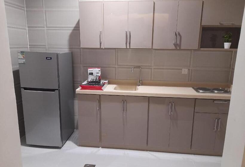 اجنحة هدوء الصيف الفندقية