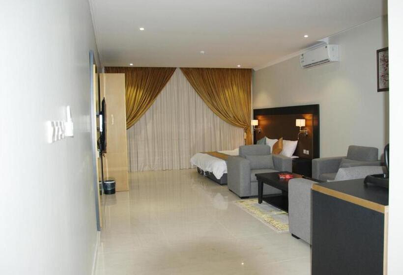 اجنحة هدوء الصيف الفندقية