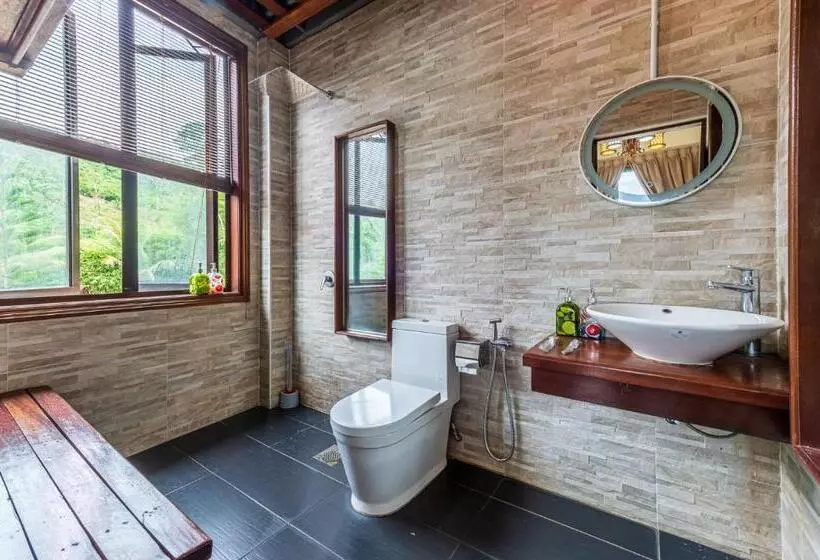 Bentong Eco Wellness Resort 14room 69pax By Verano Homestay