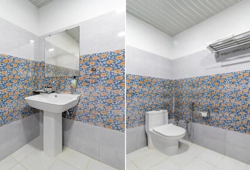 Itsy Hotels Paddler Zone With Bungee Jumping