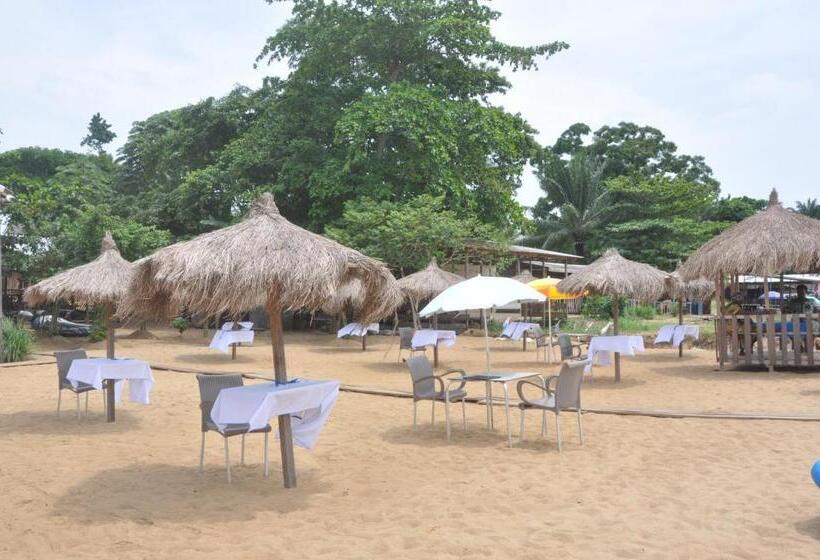 هتل Base Nautique Isonalambo