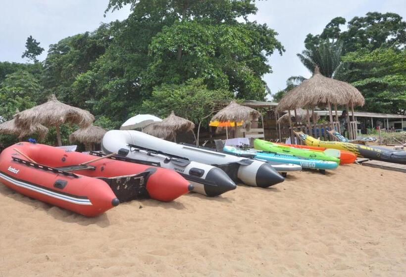 هتل Base Nautique Isonalambo
