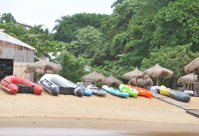 هتل Base Nautique Isonalambo