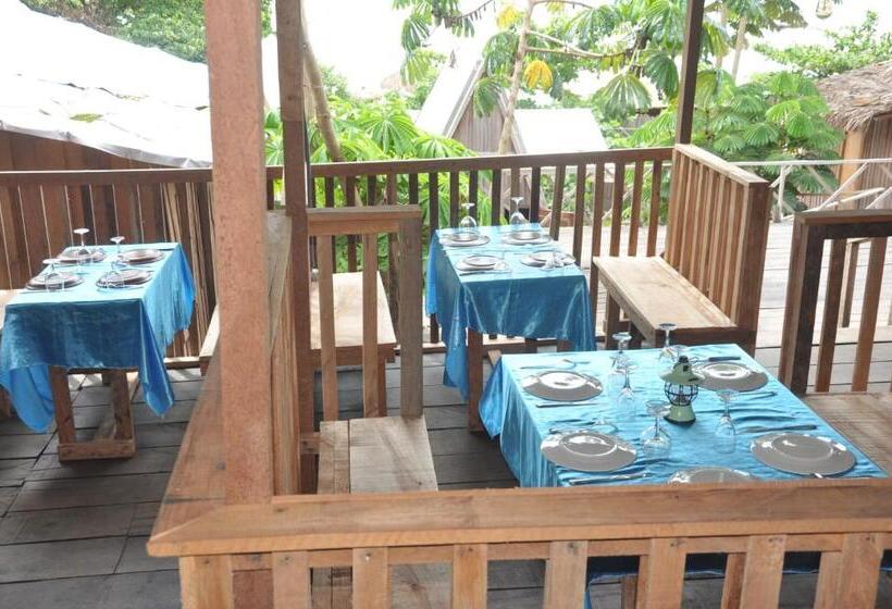 هتل Base Nautique Isonalambo