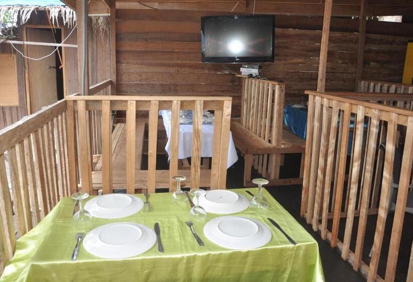 هتل Base Nautique Isonalambo