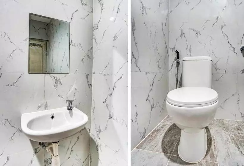 Hotelli Oyo 90891 Parang Kusumo Residence