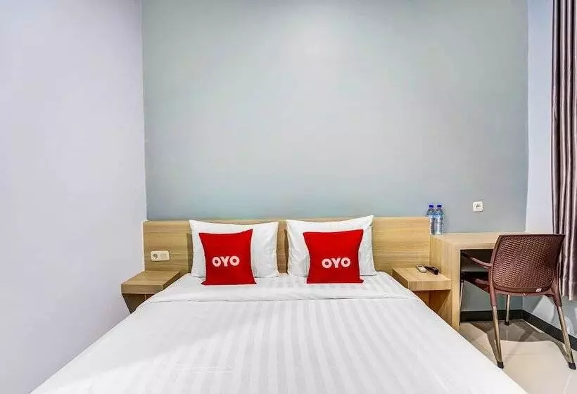 Hotelli Oyo 90891 Parang Kusumo Residence