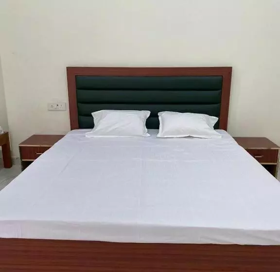 ホテル Virat Palace