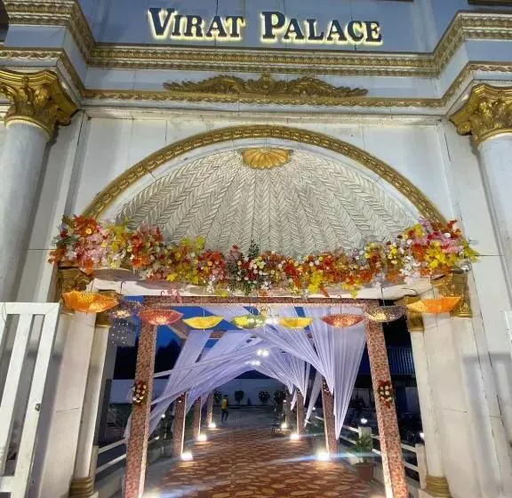 ホテル Virat Palace