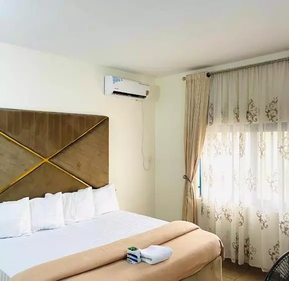 پانسیون Od V!ck S Luxe, Wuse District, Swimming Pool, Gym, Wifi, 24hr Power, Security, Dstv