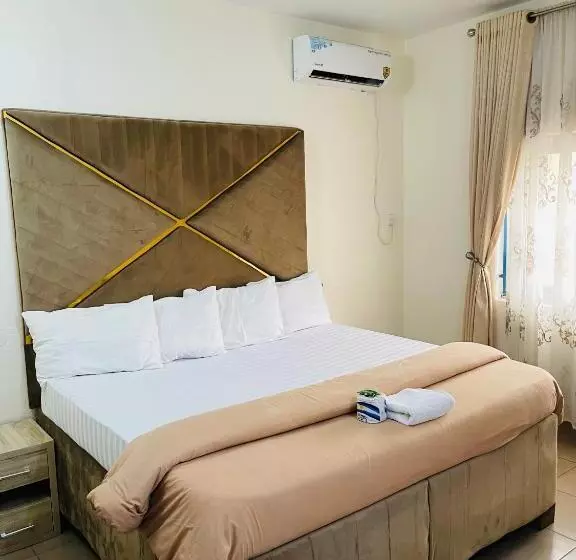 پانسیون Od V!ck S Luxe, Wuse District, Swimming Pool, Gym, Wifi, 24hr Power, Security, Dstv
