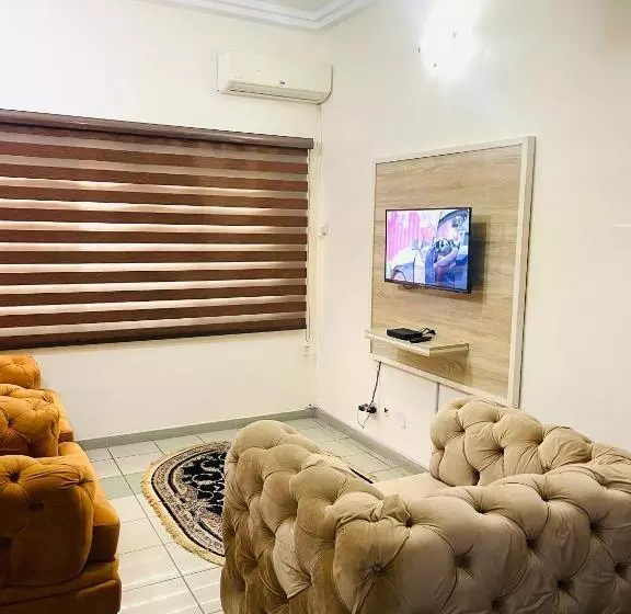 پانسیون Od V!ck S Luxe, Wuse District, Swimming Pool, Gym, Wifi, 24hr Power, Security, Dstv