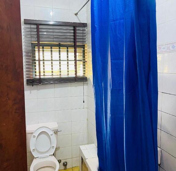 پانسیون Od V!ck S Luxe, Wuse District, Swimming Pool, Gym, Wifi, 24hr Power, Security, Dstv