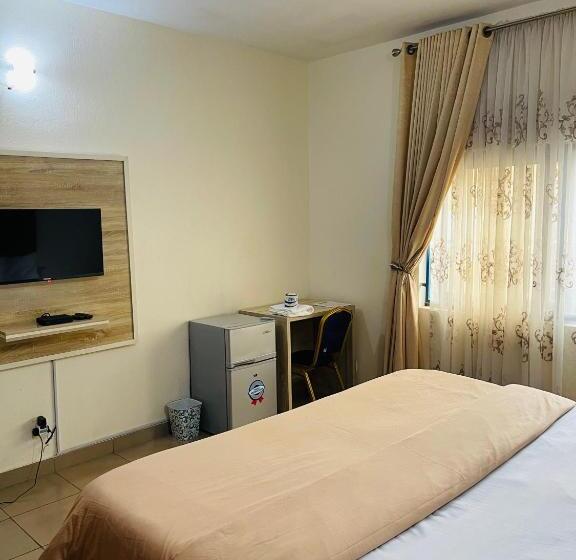 پانسیون Od V!ck S Luxe, Wuse District, Swimming Pool, Gym, Wifi, 24hr Power, Security, Dstv