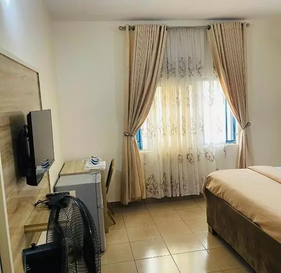 پانسیون Od V!ck S Luxe, Wuse District, Swimming Pool, Gym, Wifi, 24hr Power, Security, Dstv