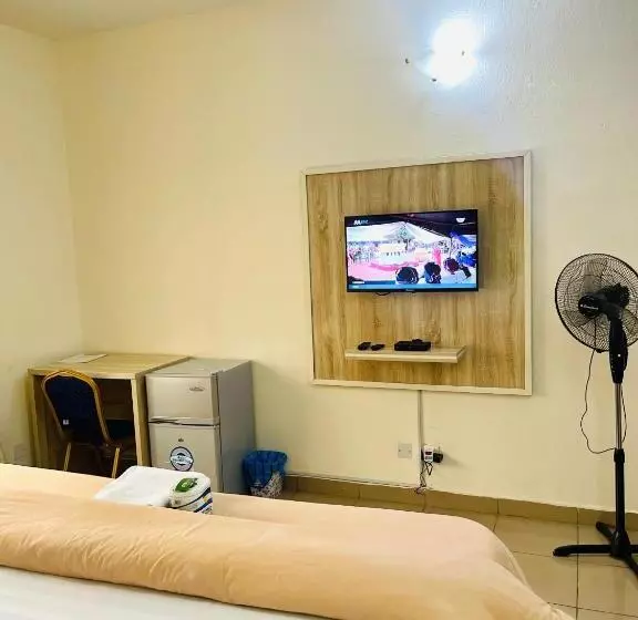 پانسیون Od V!ck S Luxe, Wuse District, Swimming Pool, Gym, Wifi, 24hr Power, Security, Dstv