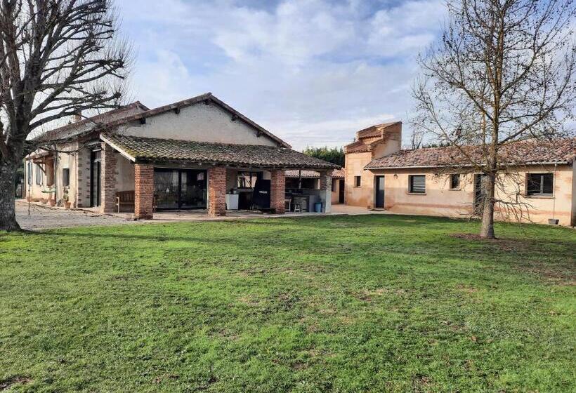 Пансион Petit Coin De Paradis, Calme Et Confort Garantie !