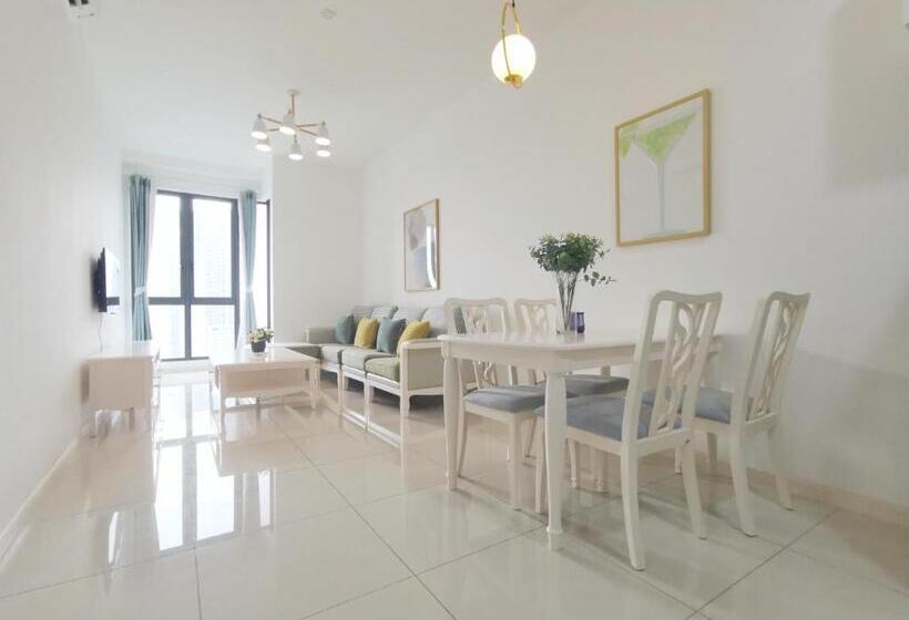 The Elysia Park Residence By Home Owner