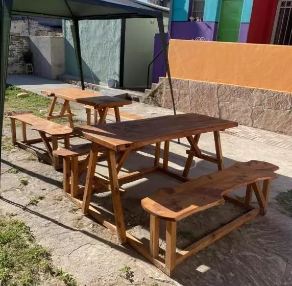 Retkeilymaja Lo De Nenè Hostal