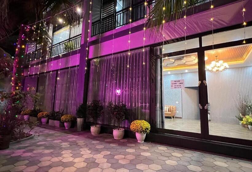 تختخواب و صبحانه Happy Hill Flamingo đại Lải