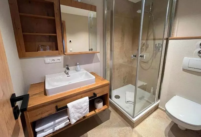 Hotelli Alpengasthof Hochberg   Familie Gruber