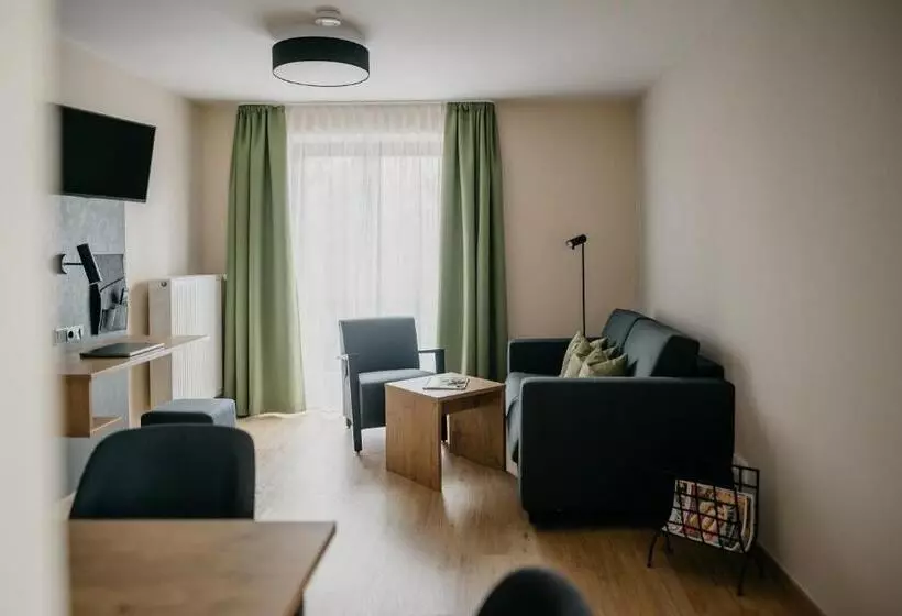 Hotelli Alpengasthof Hochberg   Familie Gruber