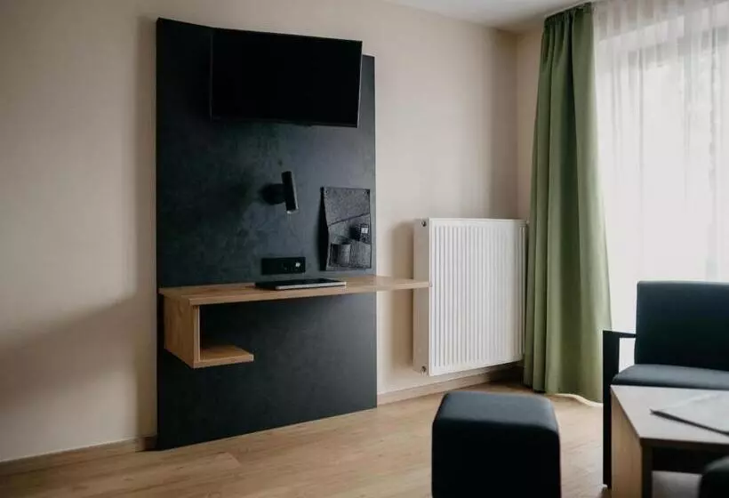 Hotelli Alpengasthof Hochberg   Familie Gruber