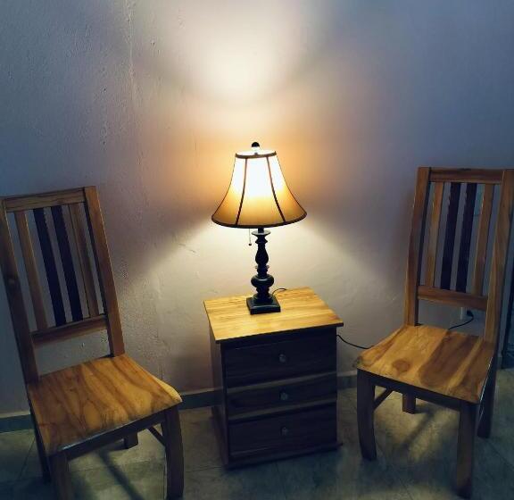 Отель Los Caballeros