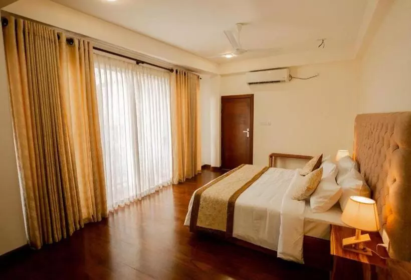 Hotelli Manthra Leisure