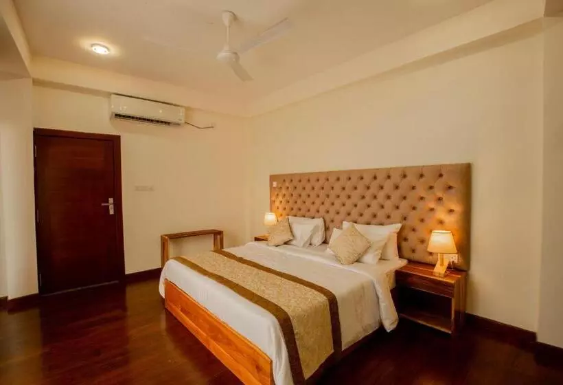 Hotelli Manthra Leisure