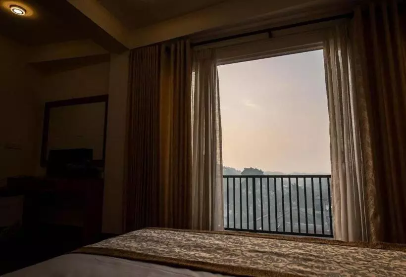 Hotelli Manthra Leisure