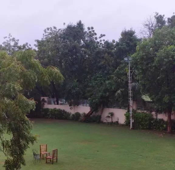 ホテル Ramdevgrah Resort