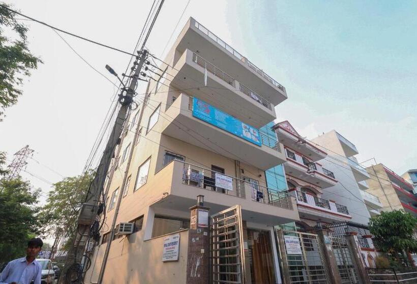 Hotel Royal Court Residency