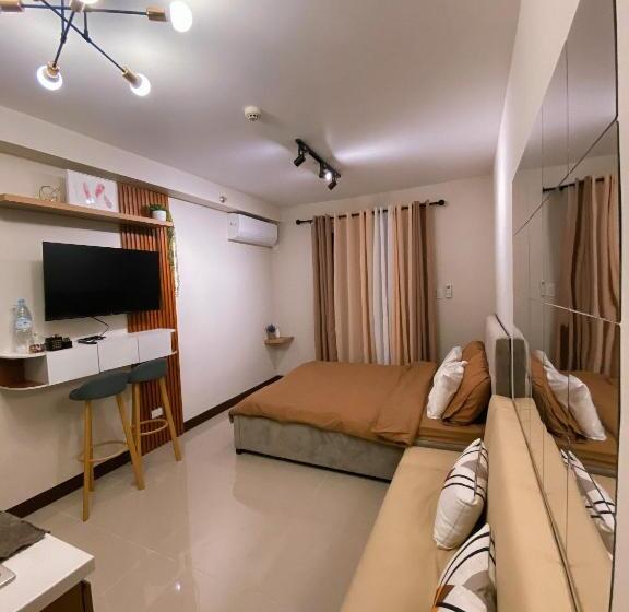 Hotel Saekyung Condominium