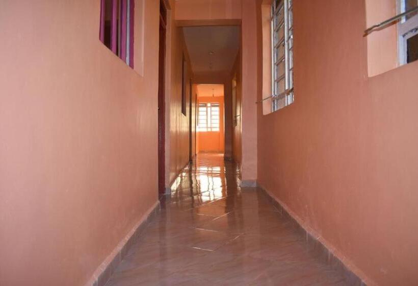 هتل St. Eve Guest House