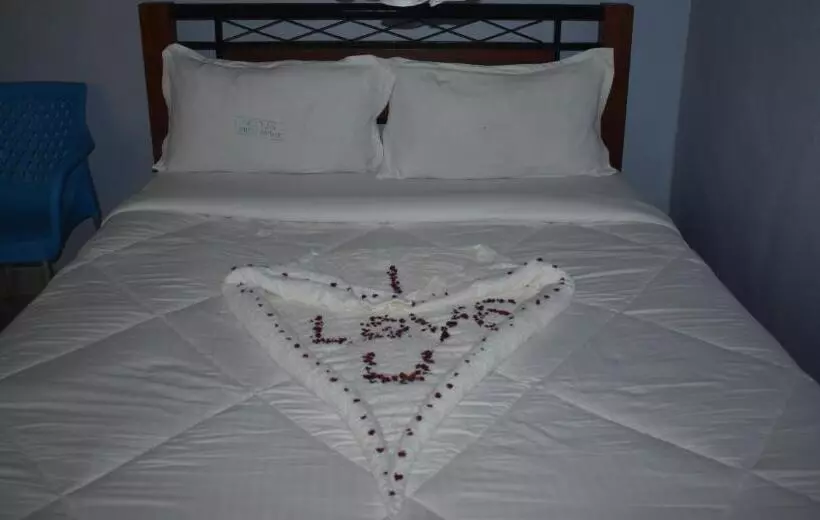 هتل St. Eve Guest House