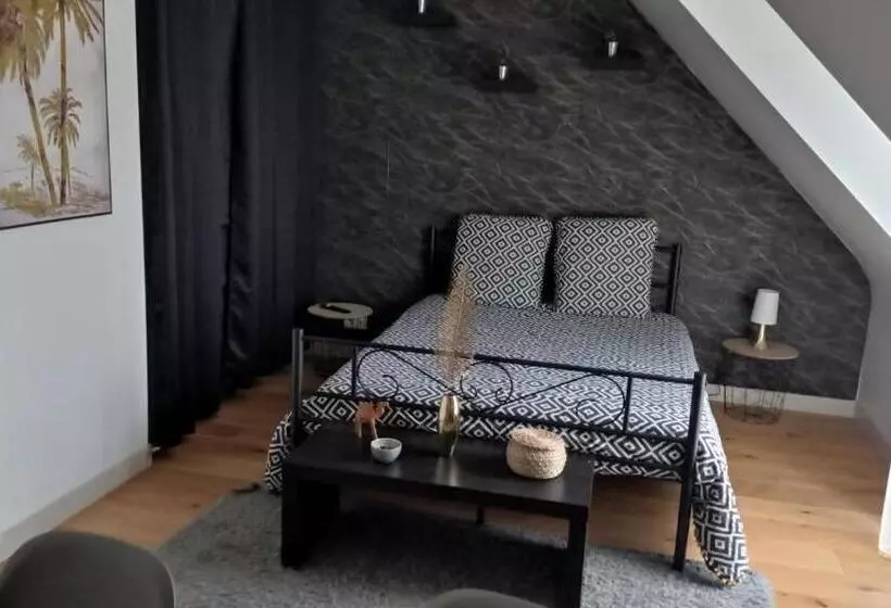 ペンション Au Bonheur Du Logis