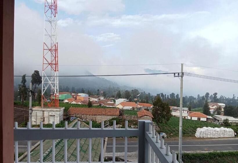 펜션 Aaa, Astungkara, Amazing Bromo Villa, Managed By Triple A Tour, Additional Bromo Jeep Tour And Airpo