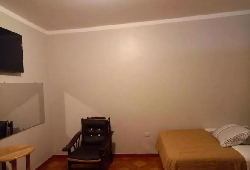 Majatalo Hospedaje Toscano Suites